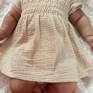 Cream Textured Gauzy Accessory